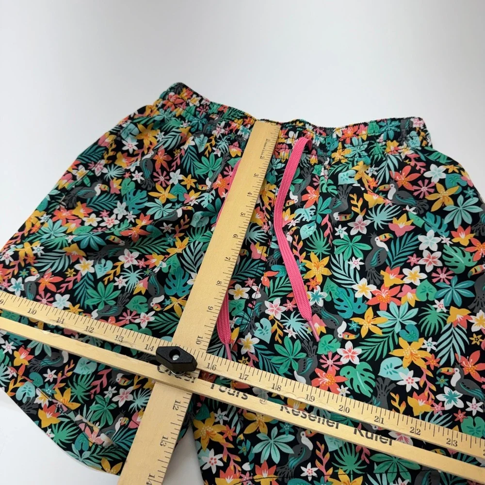 Chubbies Swim Trunks Mens Small Black Tropical Toucan Floral Summer Vacation